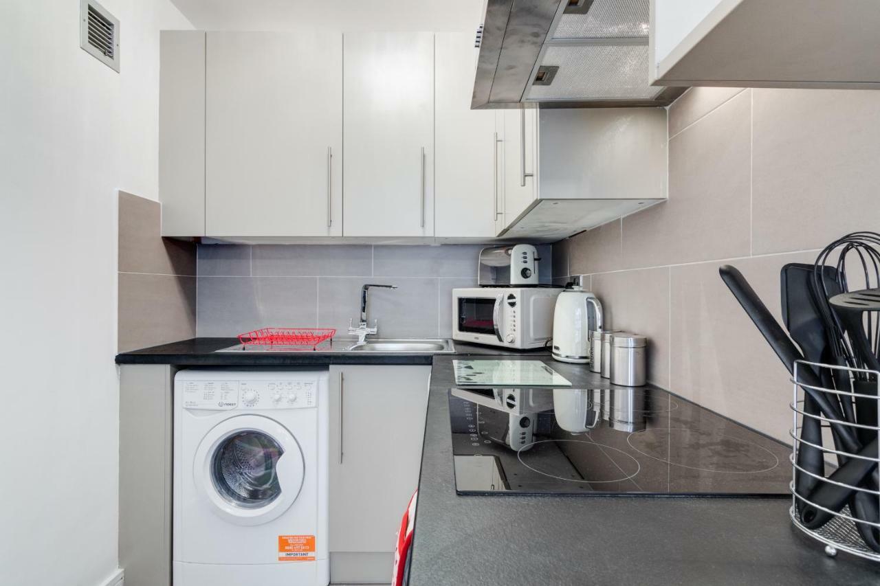 Апарт-отель Sherborne Court 3*