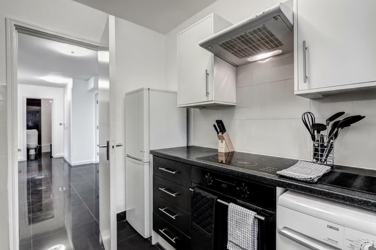Апарт-отель Sherborne Court 3*